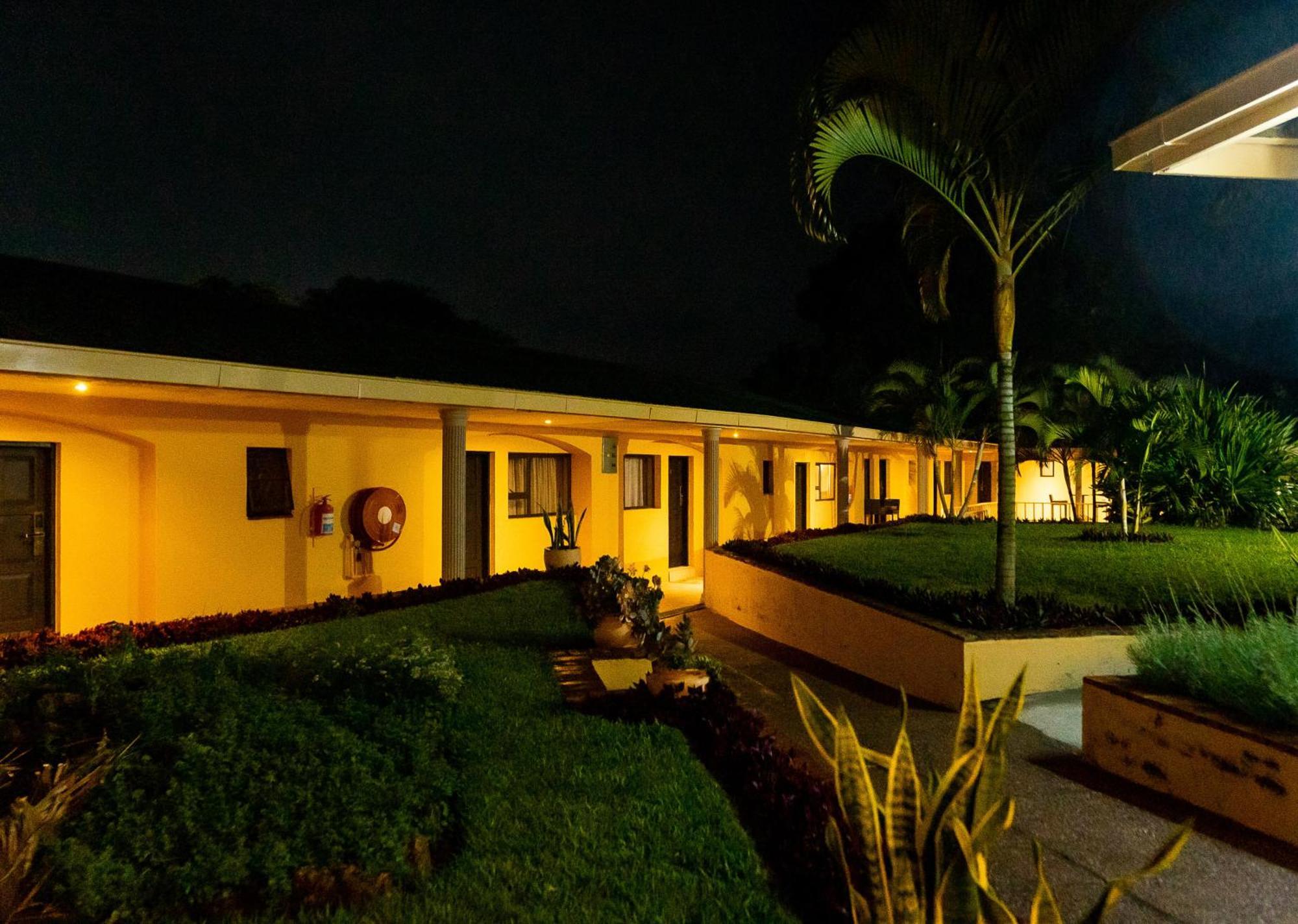 Casa Mia Lodge&Restaurant Blantyre Exterior foto